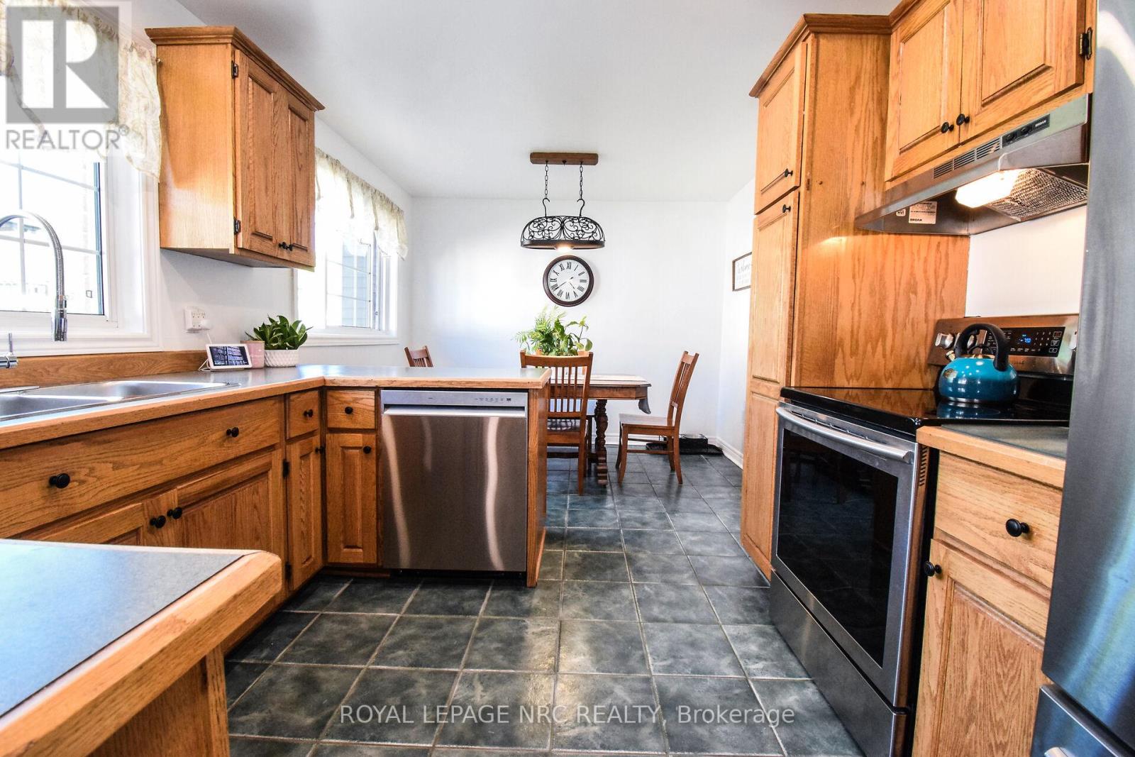 37 Biggar Road, Thorold, Ontario  L0S 1K0 - Photo 19 - X12175811