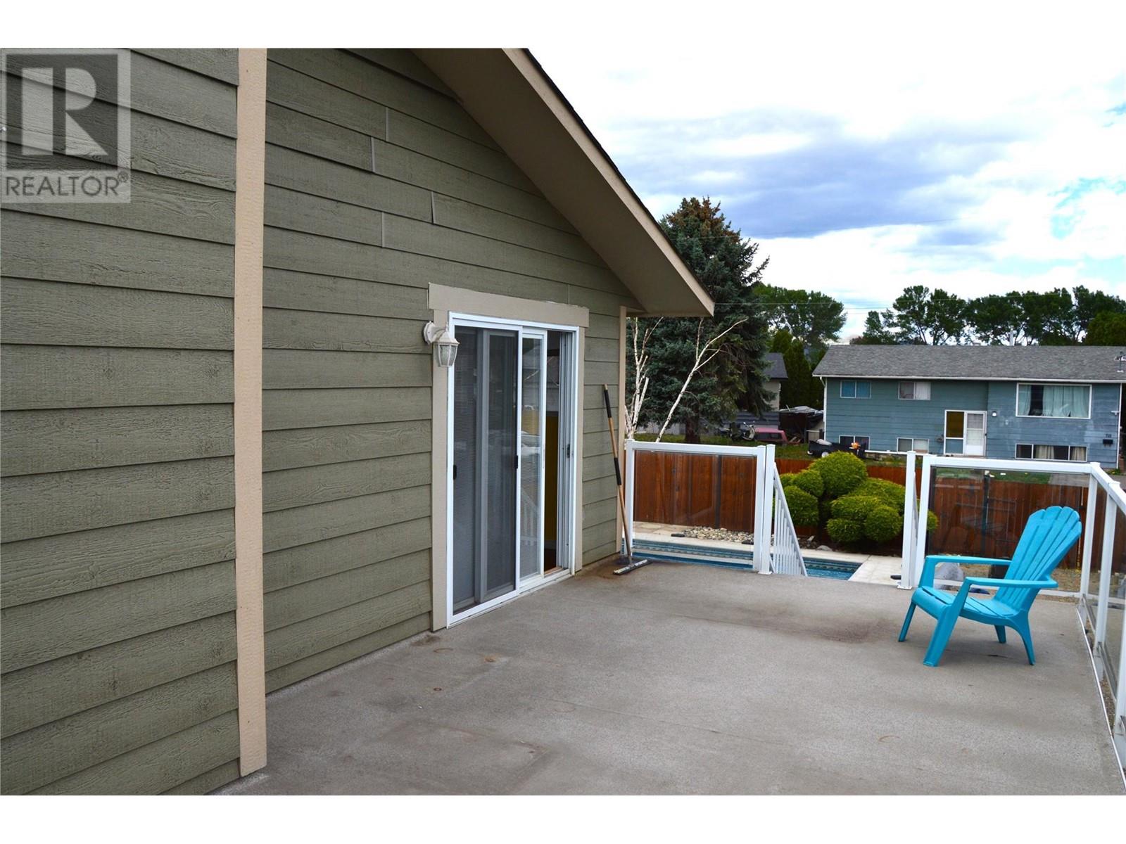 334 COLLINGWOOD Drive, Kamloops, BC V2B6B3
