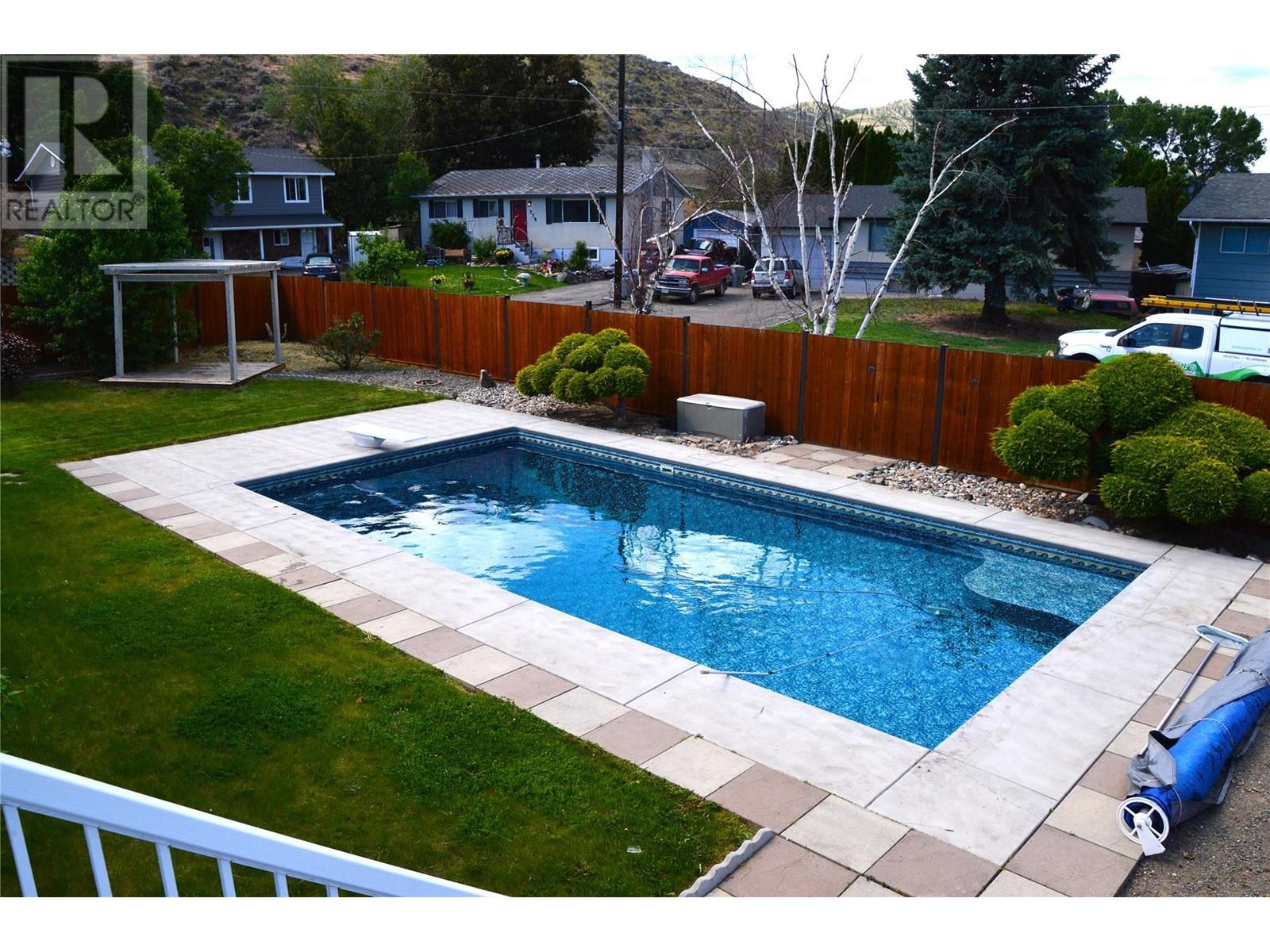 334 COLLINGWOOD Drive, Kamloops, BC V2B6B3