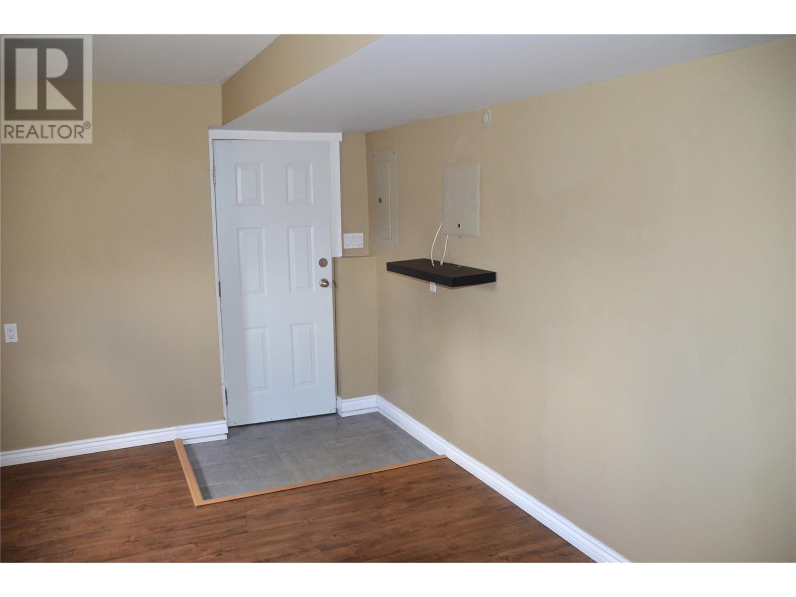 334 COLLINGWOOD Drive, Kamloops, BC V2B6B3