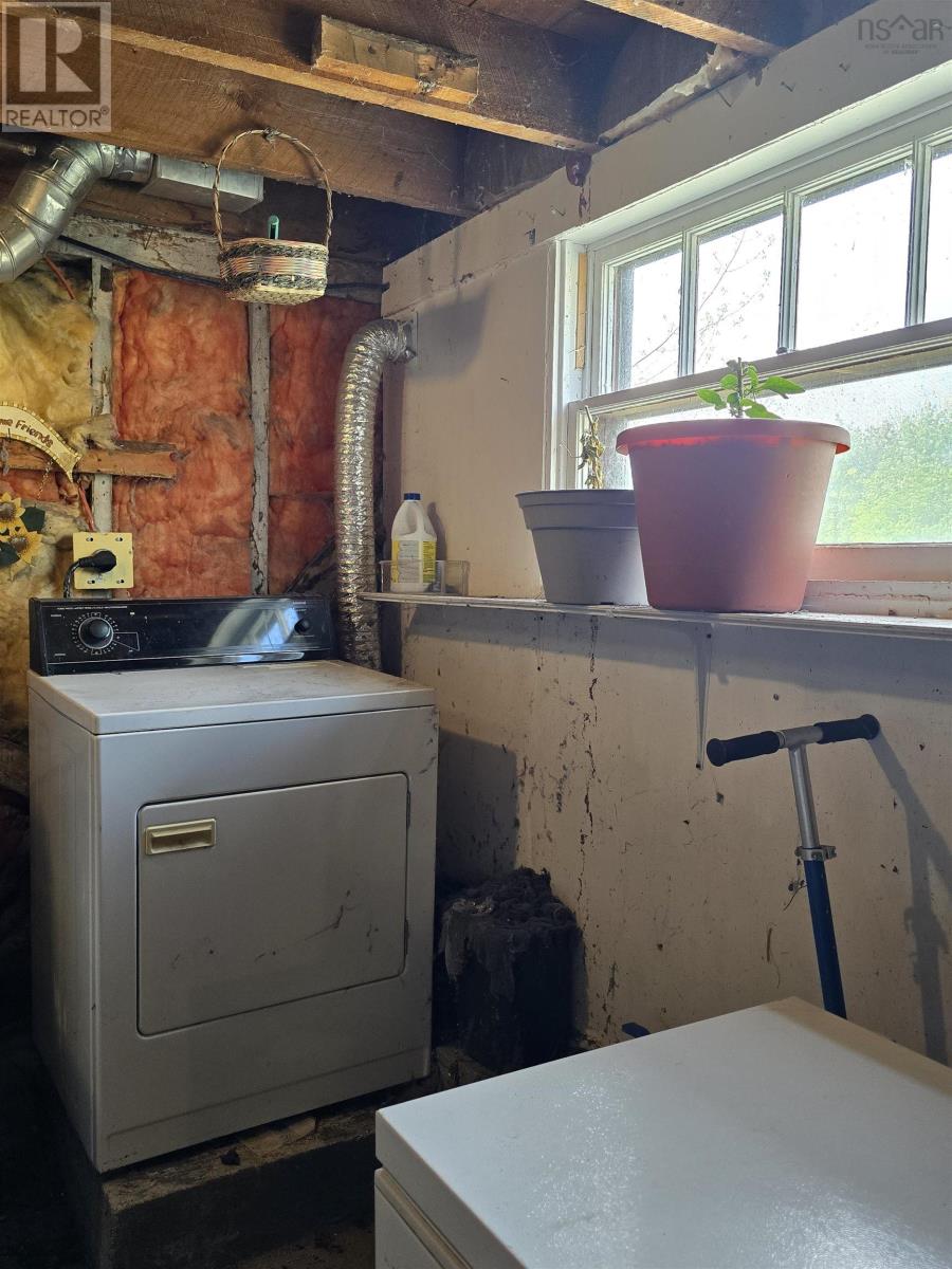 63 Elm Street, Bridgewater, Nova Scotia  B4V 2V5 - Photo 27 - 202512438