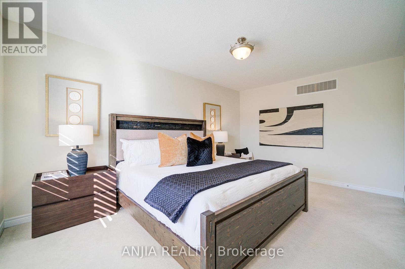 9 Cecil Nichols Avenue, Markham, Ontario  L6C 0L8 - Photo 34 - N12175723