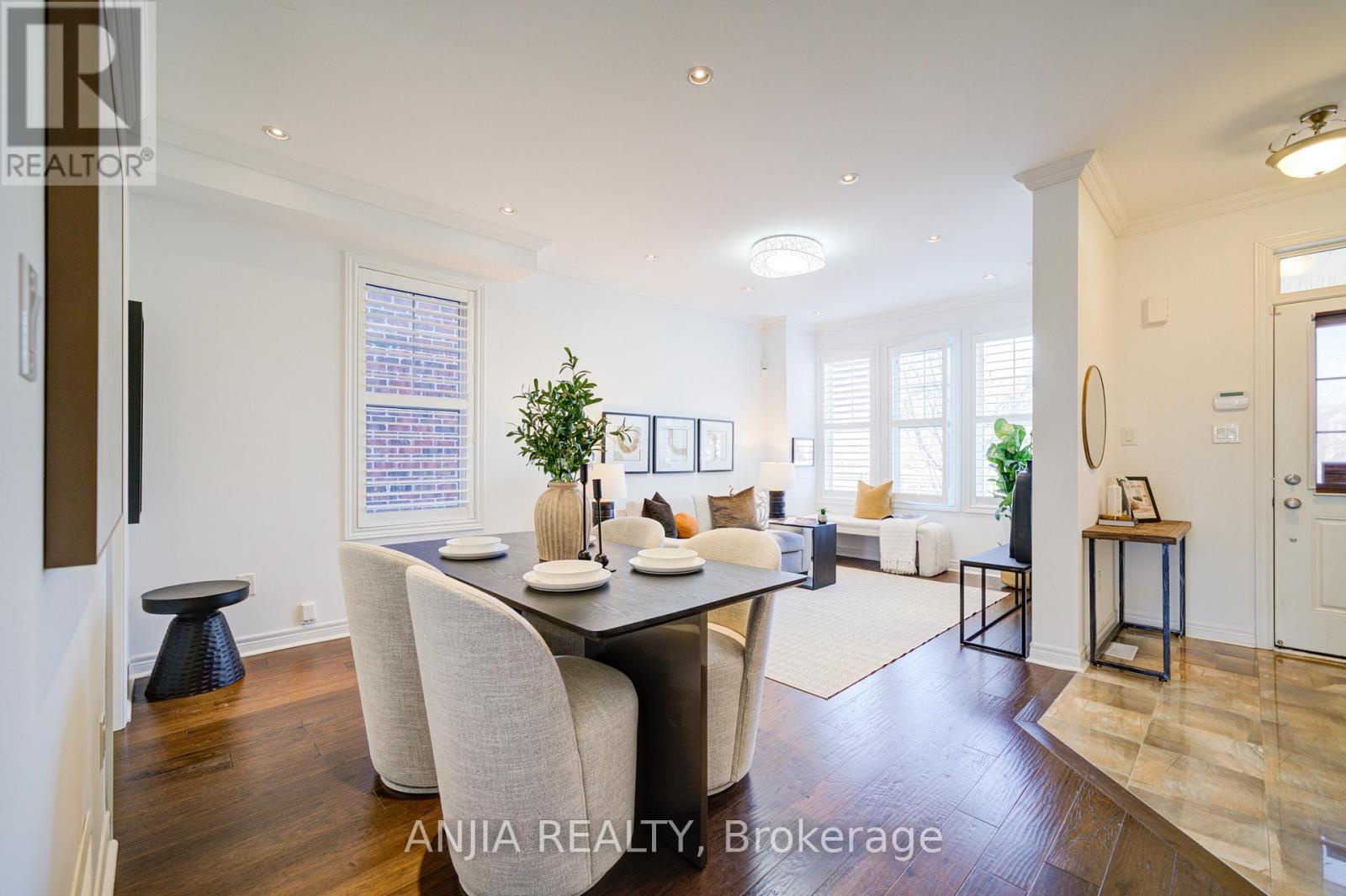9 Cecil Nichols Avenue, Markham, Ontario  L6C 0L8 - Photo 9 - N12175723