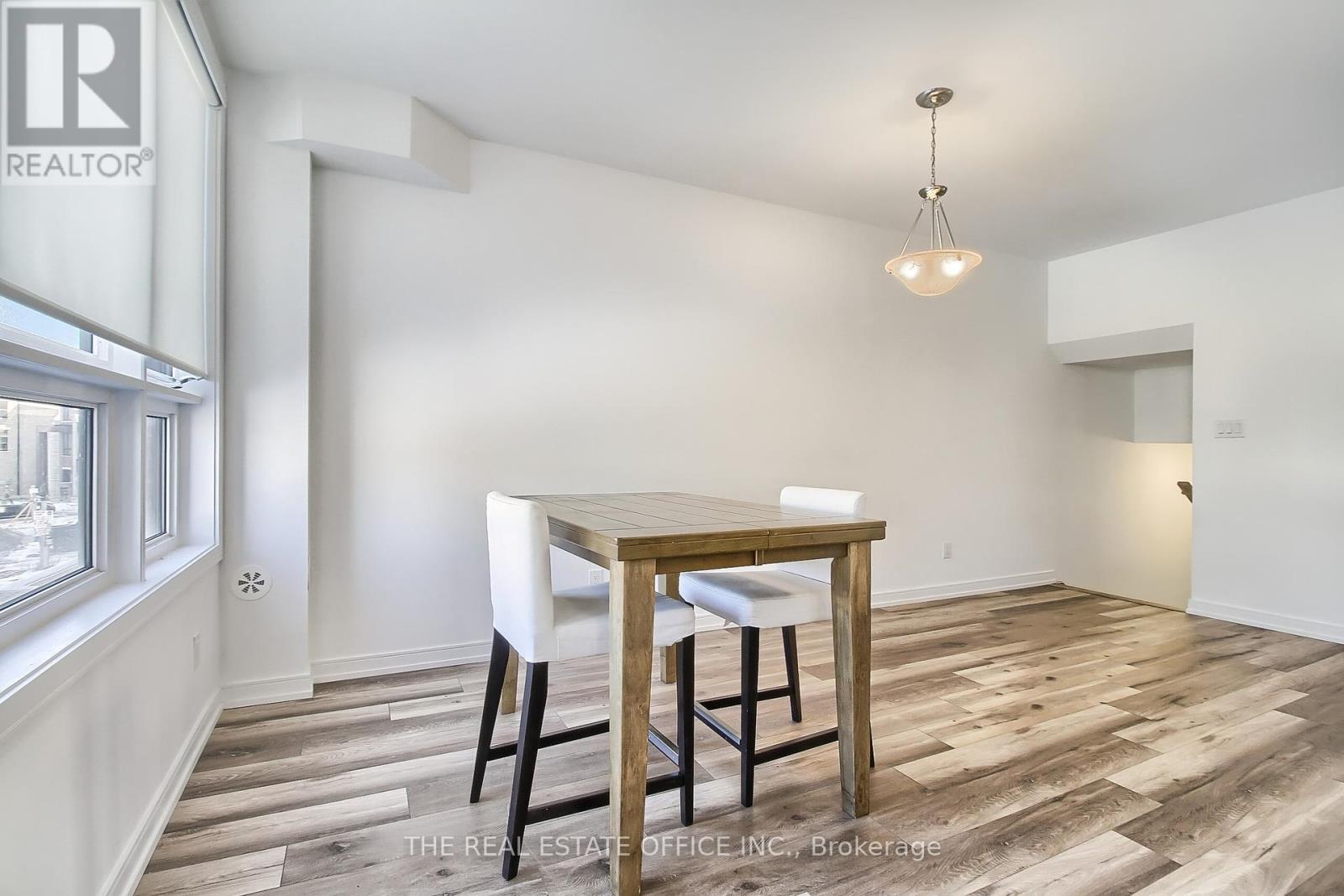 40 Blue Forest Crescent, Barrie, Ontario  L9J 0N3 - Photo 15 - S12175668