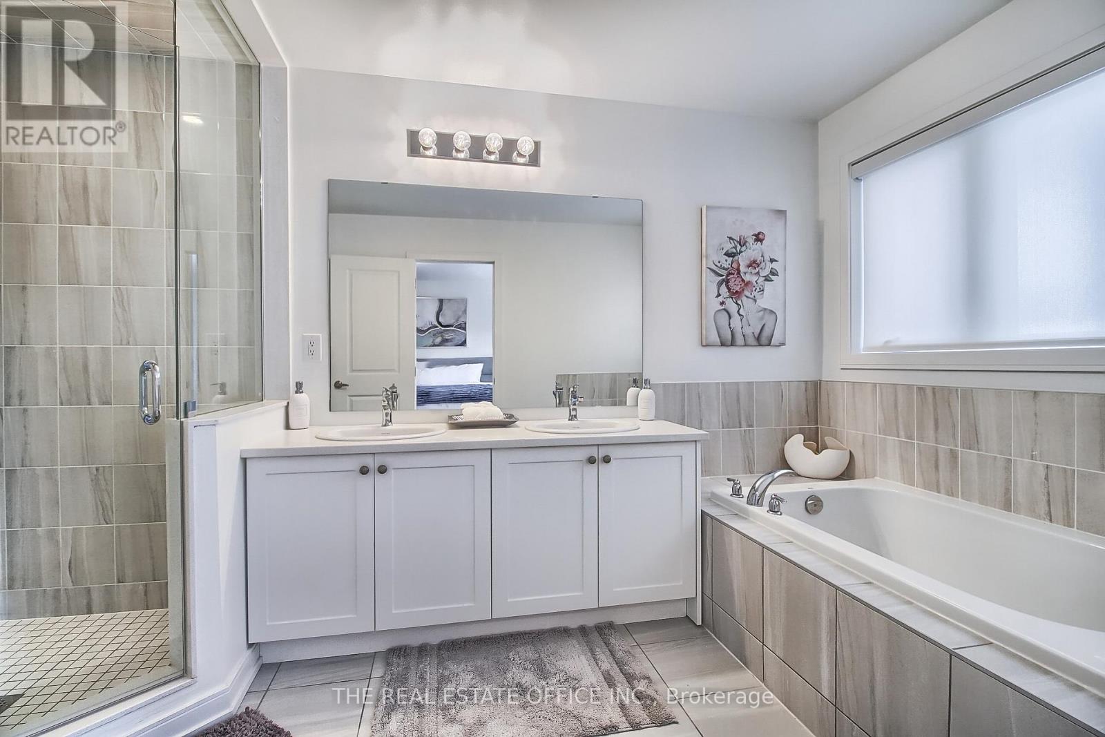 40 Blue Forest Crescent, Barrie, Ontario  L9J 0N3 - Photo 29 - S12175668