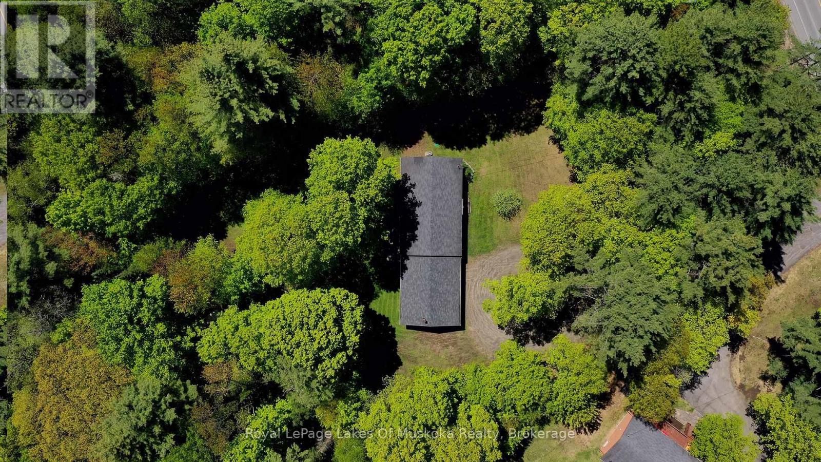 Property at 873 MUSKOKA 3 ROAD N image 2