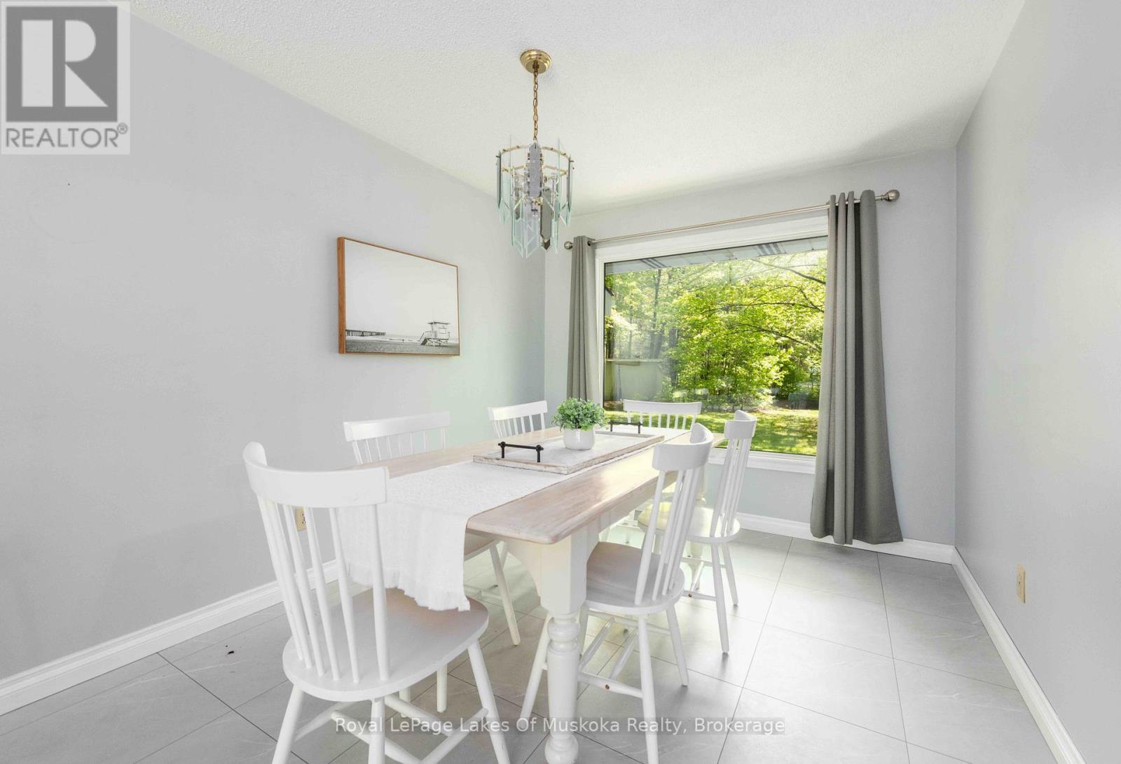 Property at 873 MUSKOKA 3 ROAD N image 5