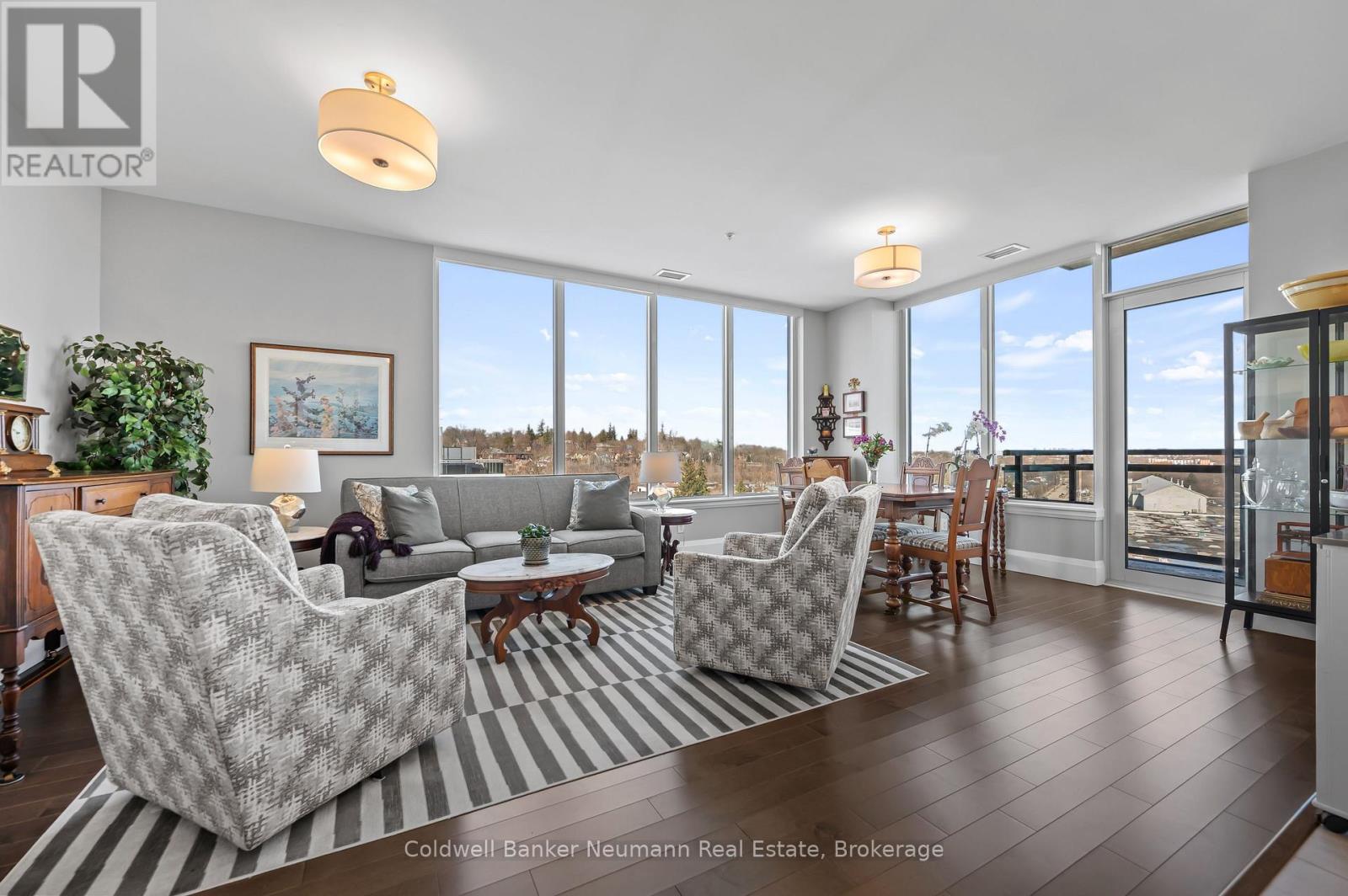 Property at 1008 - 63 ARTHUR STREET S image 1