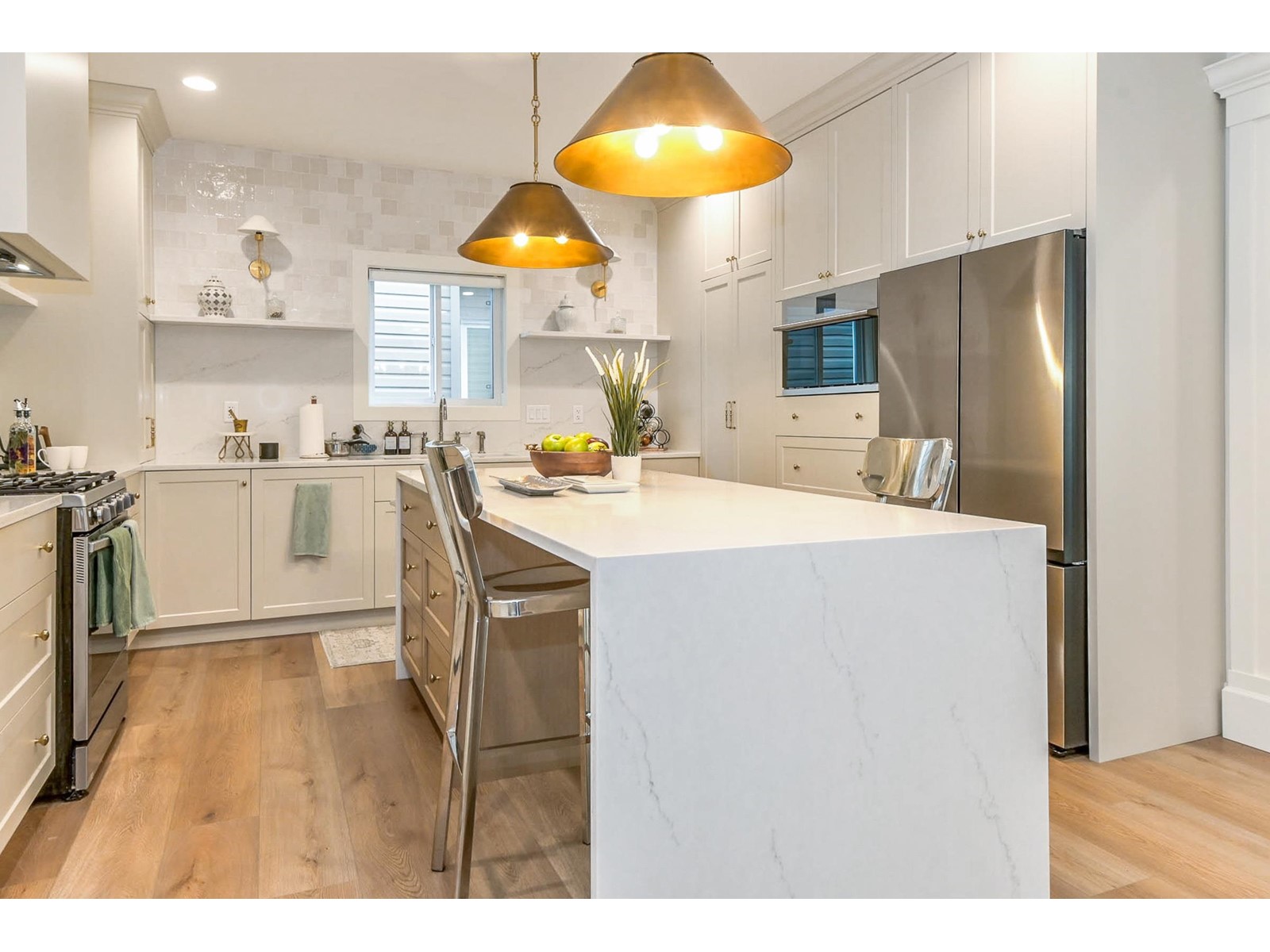 Property at 17293 64 AVENUE image 4
