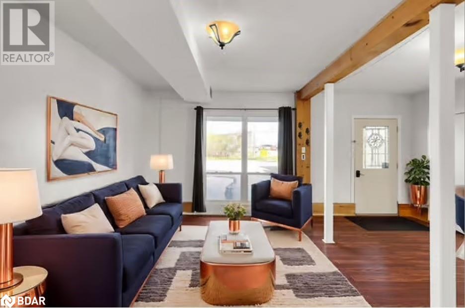 Property at 3 COURTLAND Street image 4