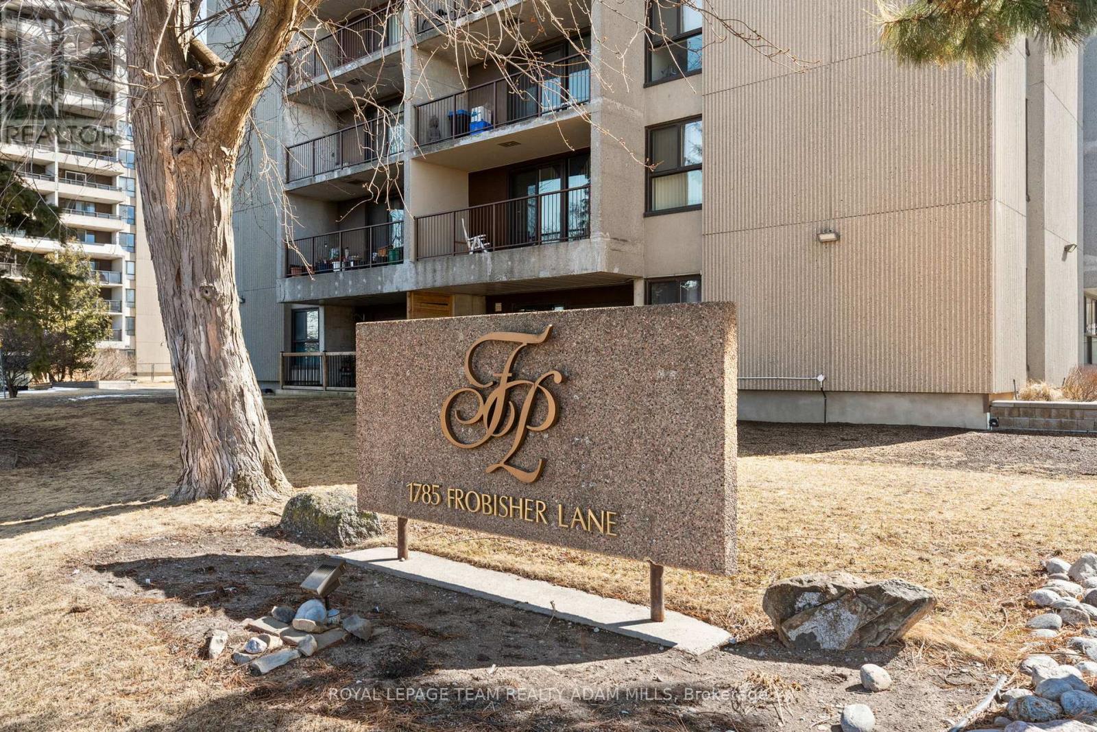 1109 - 1785 Frobisher Lane, Ottawa, Ontario  K1G 3T7 - Photo 3 - X12175870