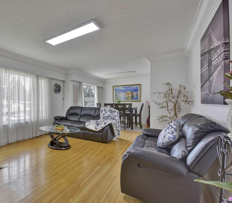 Property at 10121 127B STREET image 3