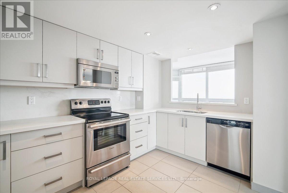1707 - 8 Lisa Street, Brampton, Ontario  L6T 4S6 - Photo 12 - W12175713