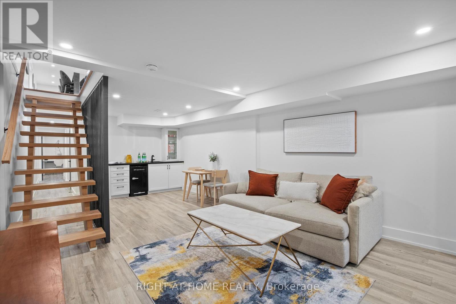 65 Aileen Avenue, Toronto (Keelesdale-Eglinton West), Ontario  M6M 1E7 - Photo 12 - W12175753