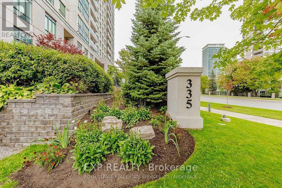 303 - 335 Rathburn Road W, Mississauga, Ontario  L5B 0C8 - Photo 1 - W12175754
