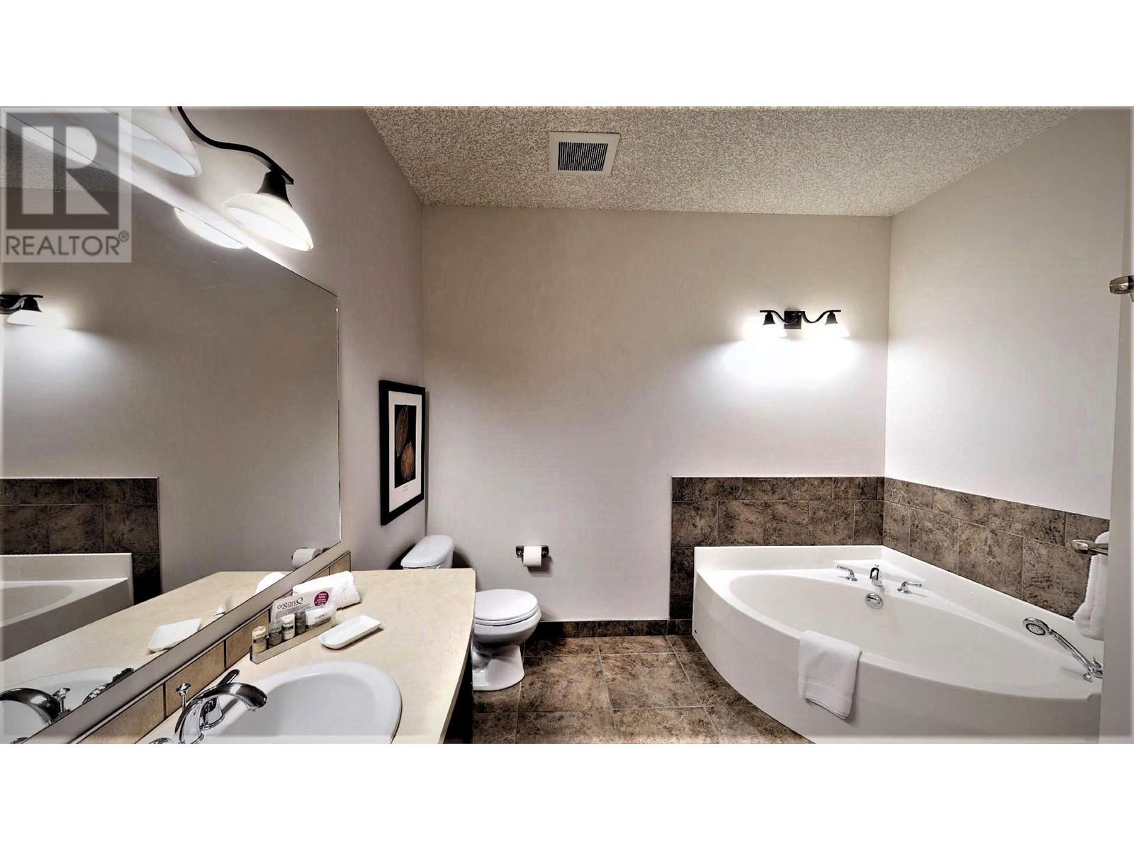 500 BIGHORN Boulevard Unit# 534 C, Radium Hot Springs, BC V0A1M0