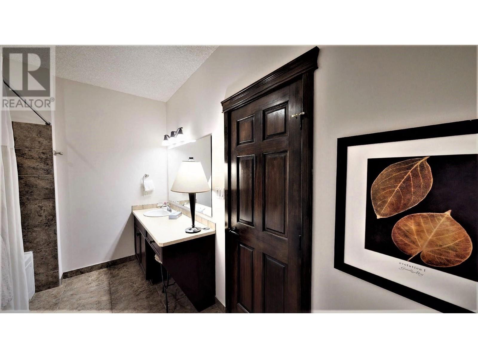 500 BIGHORN Boulevard Unit# 534 C, Radium Hot Springs, BC V0A1M0