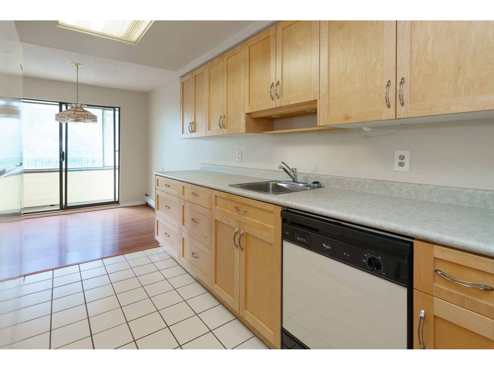 312 20460 54 Avenue, Langley, British Columbia  V3A 6N6 - Photo 5 - R3007577