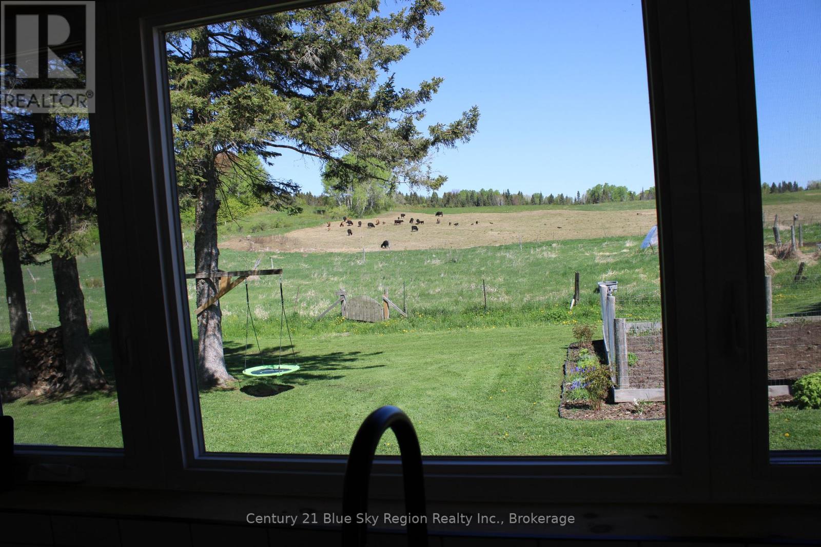 2670 Chiswick Line, Chisholm, Ontario  P0H 1Z0 - Photo 12 - X12175806
