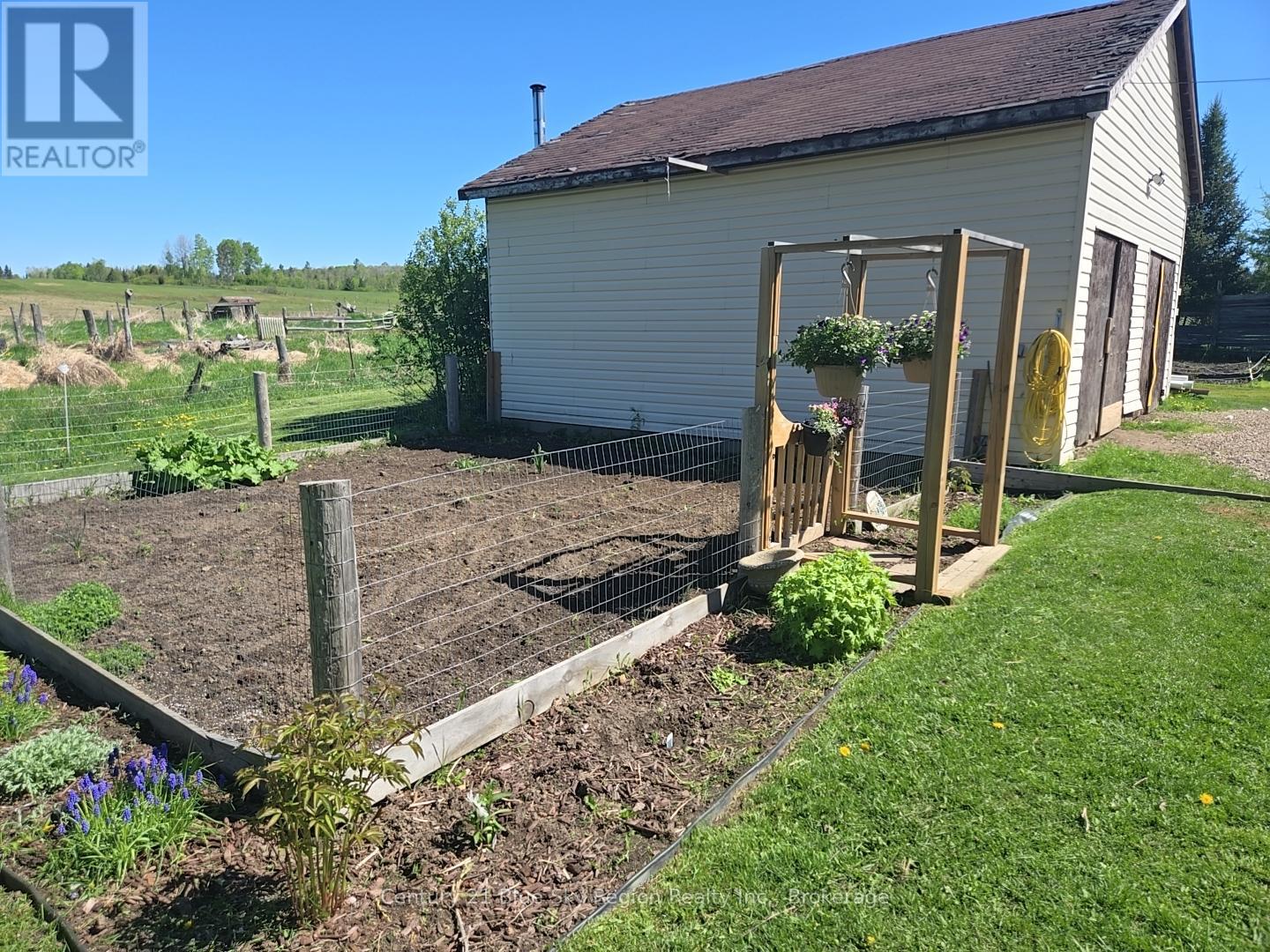2670 Chiswick Line, Chisholm, Ontario  P0H 1Z0 - Photo 35 - X12175806