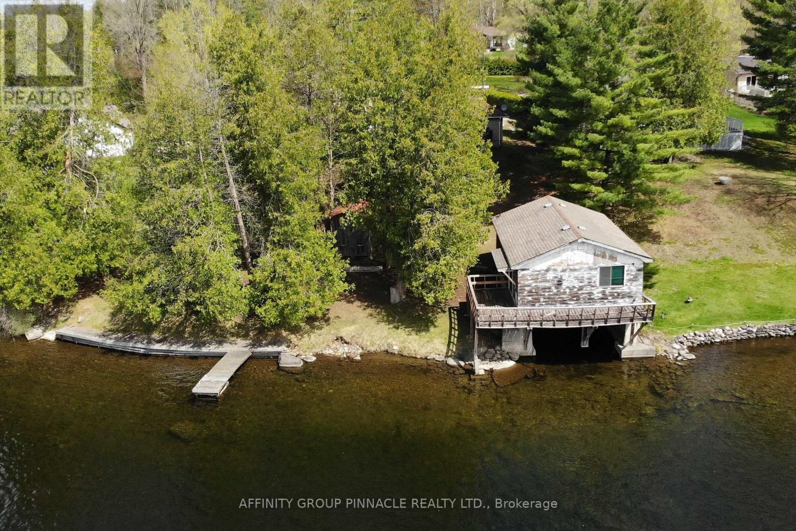 106 Coldstream Road, Kawartha Lakes (Fenelon Falls), Ontario  K0M 1N0 - Photo 42 - X12144637