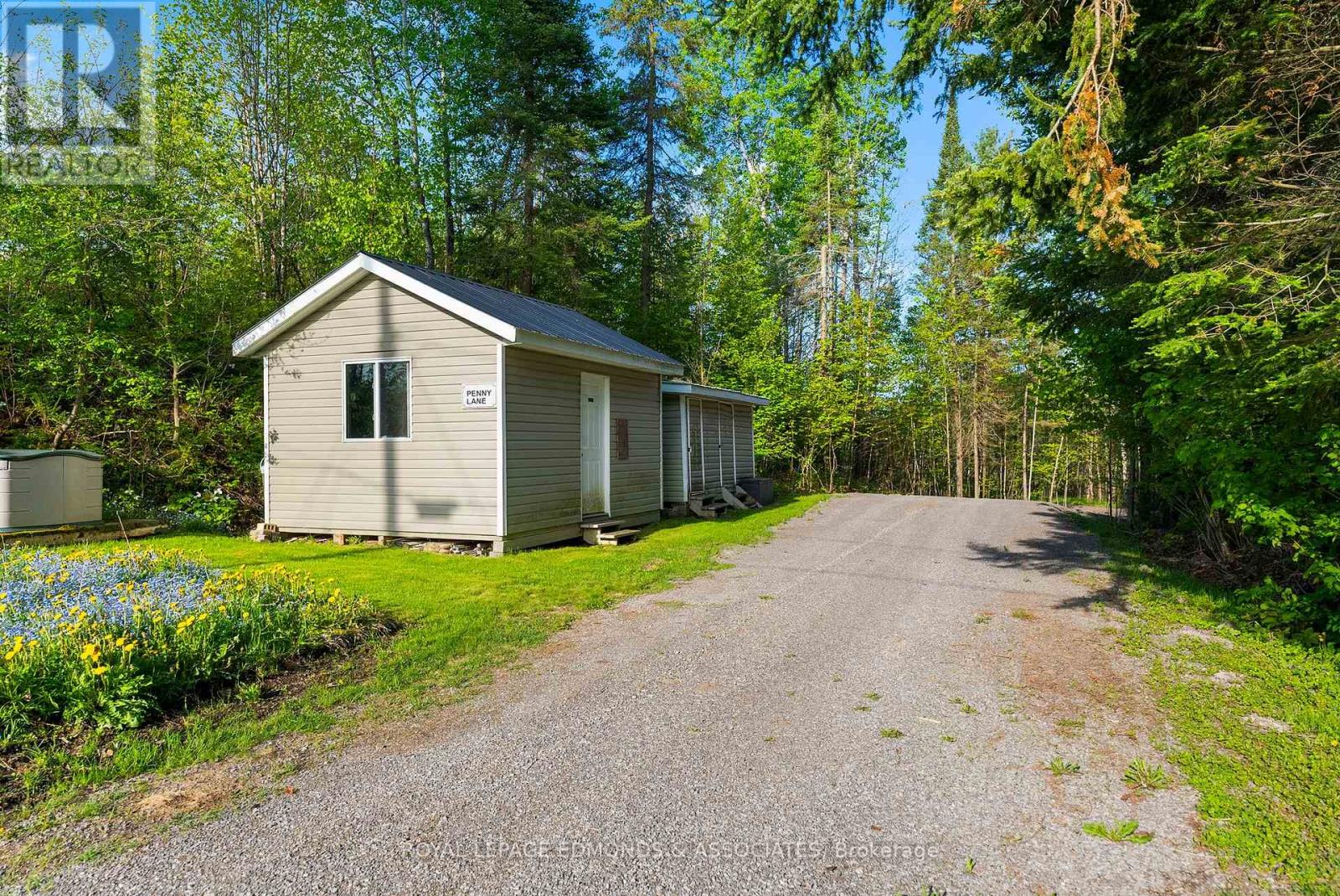 137 Mundts Bay Lane, North Algona Wilberforce, Ontario  K0J 1X0 - Photo 29 - X12067281
