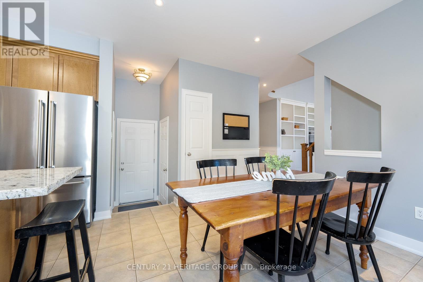 16 Haverhill Terrace, Aurora, Ontario  L4G 7R7 - Photo 16 - N12112323
