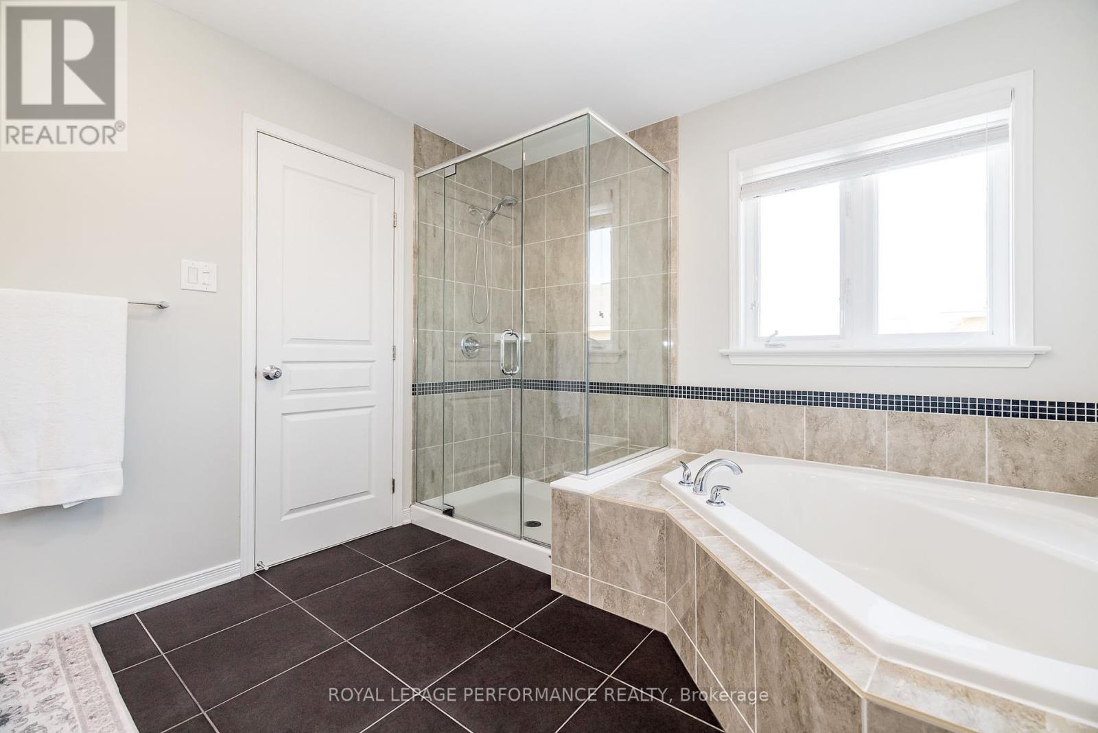 288 Harthill Way, Ottawa, Ontario  K2J 0P3 - Photo 38 - X12145160