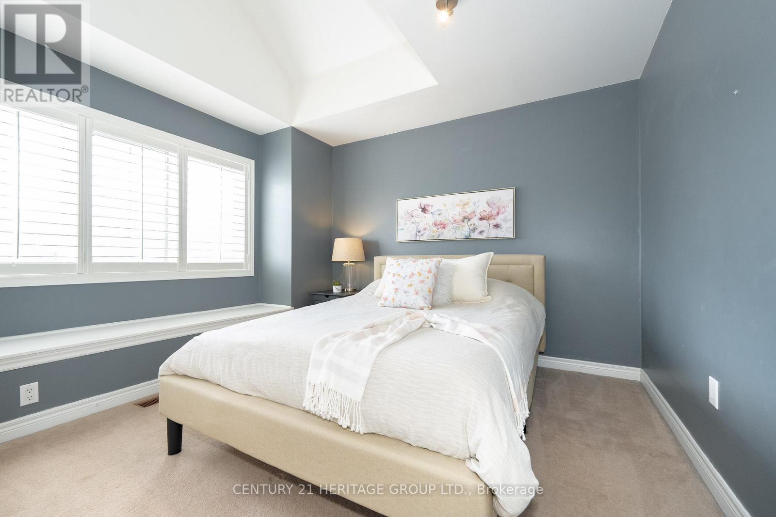 16 Haverhill Terrace, Aurora, Ontario  L4G 7R7 - Photo 25 - N12112323