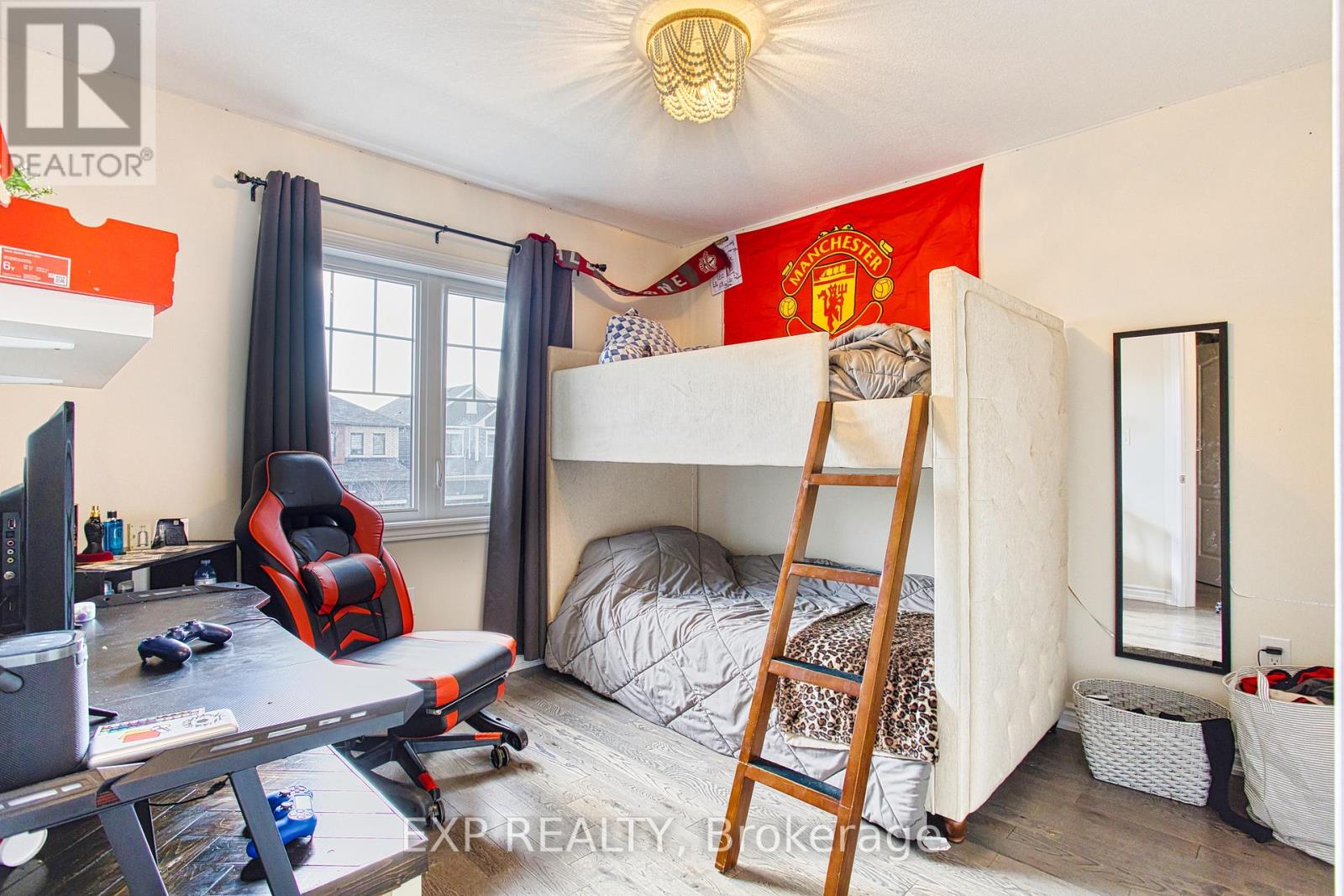 49 Sugar May Avenue, Thorold, Ontario  L2V 0L3 - Photo 19 - X12175761