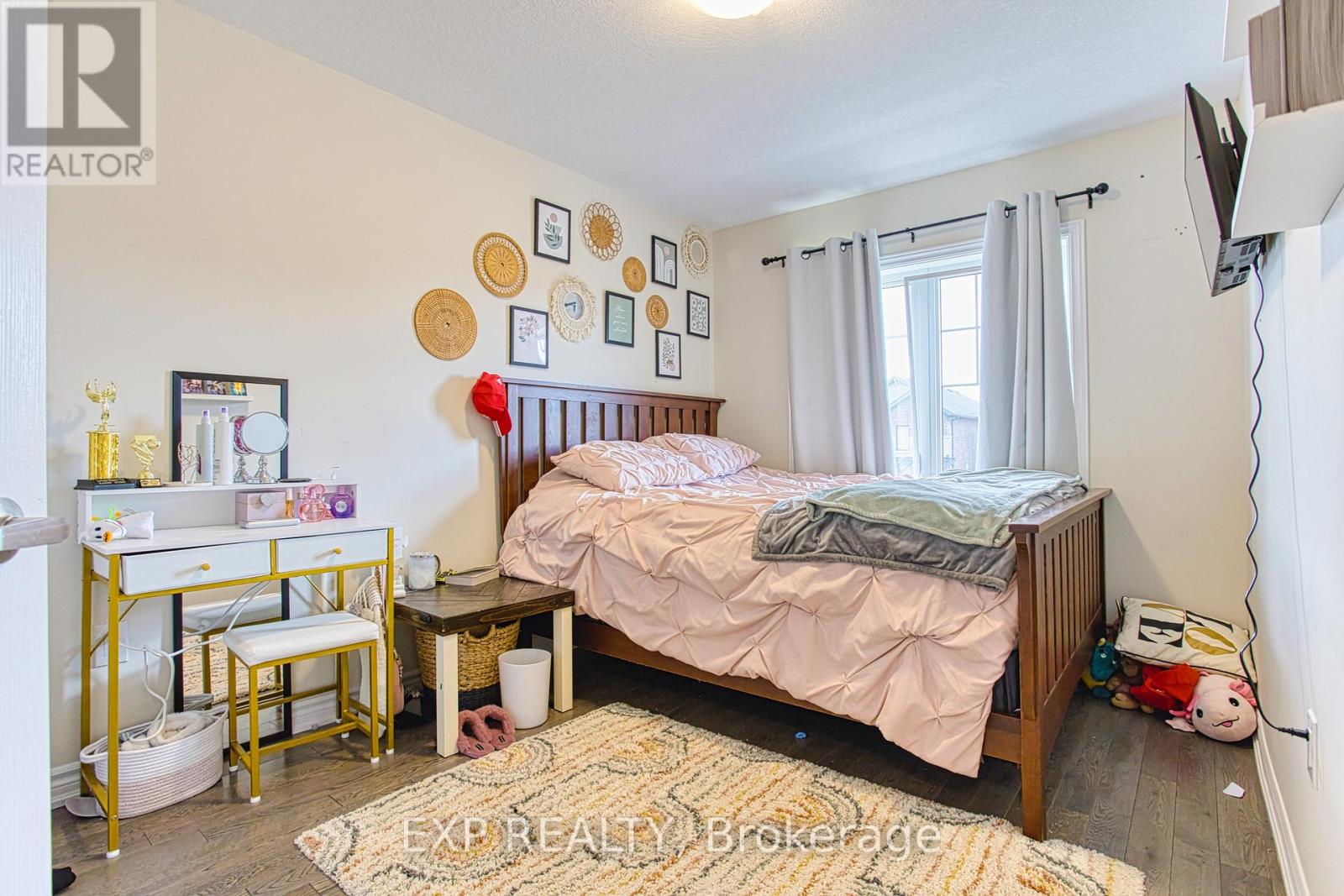 49 Sugar May Avenue, Thorold, Ontario  L2V 0L3 - Photo 20 - X12175761