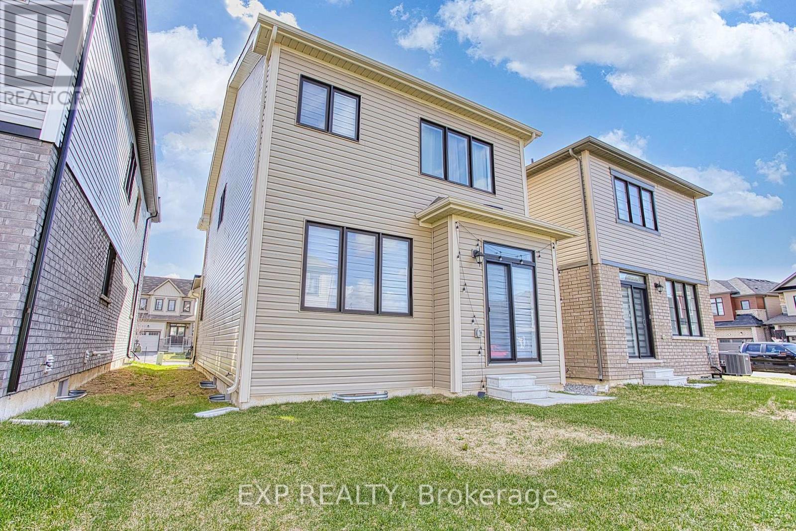 49 Sugar May Avenue, Thorold, Ontario  L2V 0L3 - Photo 23 - X12175761