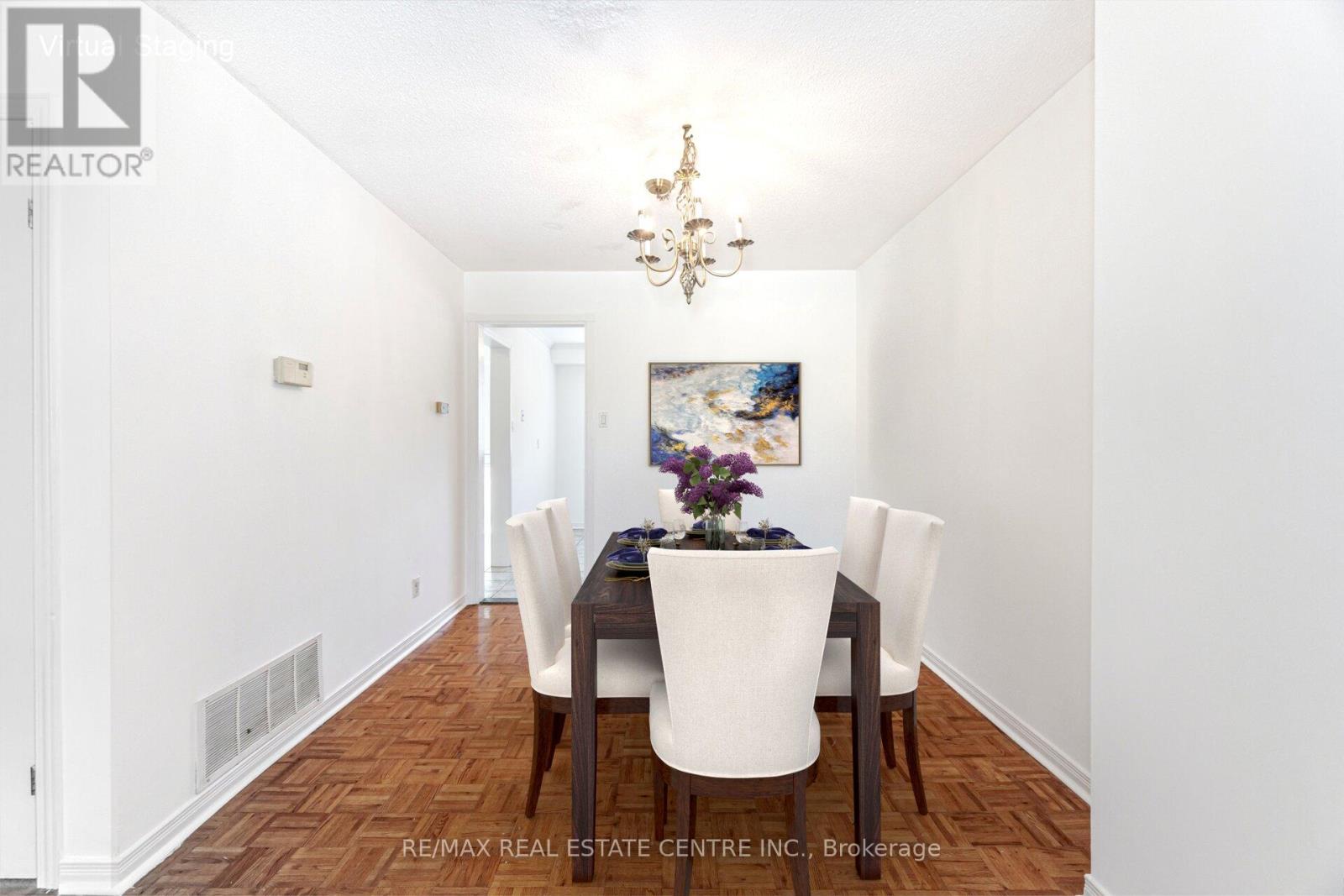 122 Moregate Crescent, Brampton, Ontario  L6S 3K9 - Photo 15 - W12156257