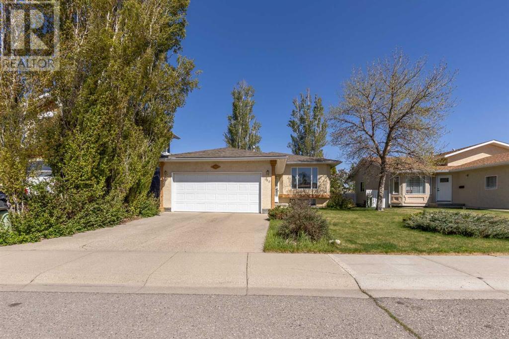 Property at 180 Mt Rundle Road W image 3