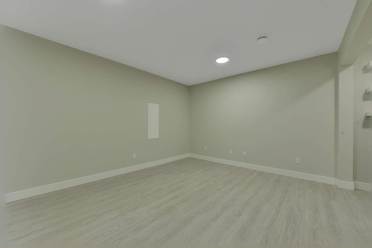 14727 62a Avenue, Surrey, British Columbia  V3S 6N4 - Photo 36 - R3007276