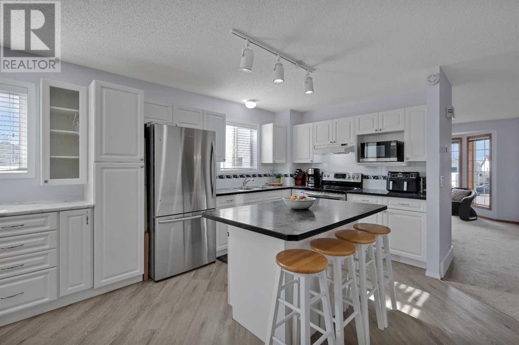 172 Erin Meadow Green Se, Calgary, Alberta  T2B 3G5 - Photo 11 - A2217949