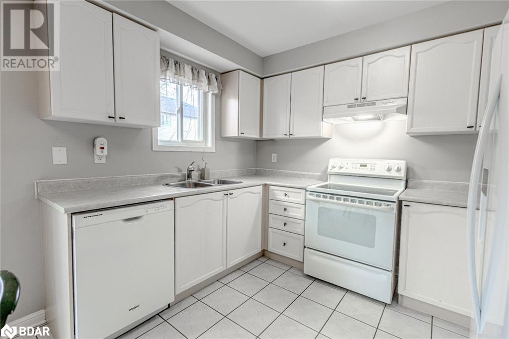 71 Pringle Drive, Barrie, Ontario  L4N 0R2 - Photo 3 - 40734155