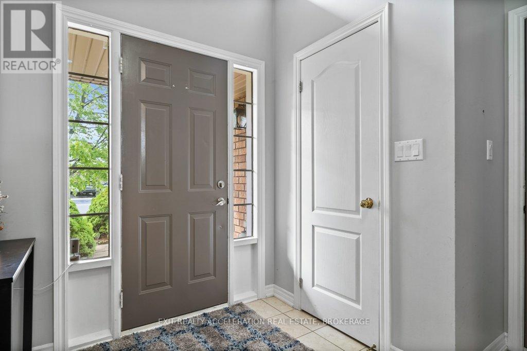 Property at 83 BEVERLY STREET image 5