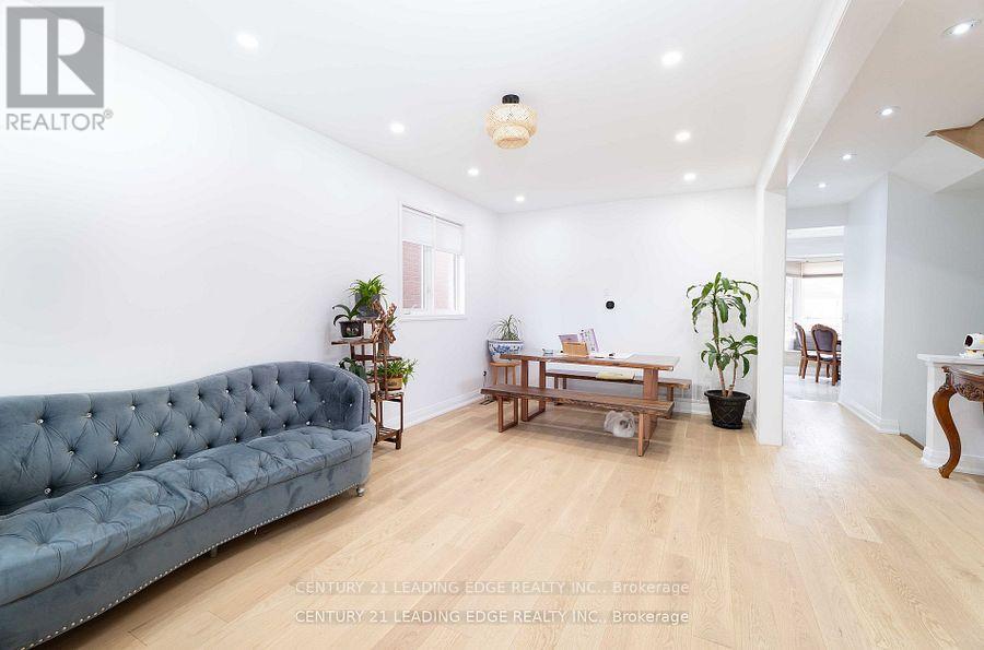 Property at 39 MAJESTIC DRIVE image 4