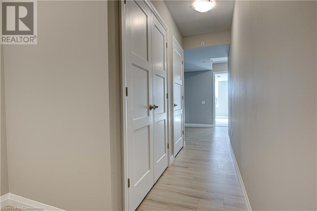 93 Arthur Street S Unit# 504, Guelph, Ontario  N1E 0S6 - Photo 5 - 40732547