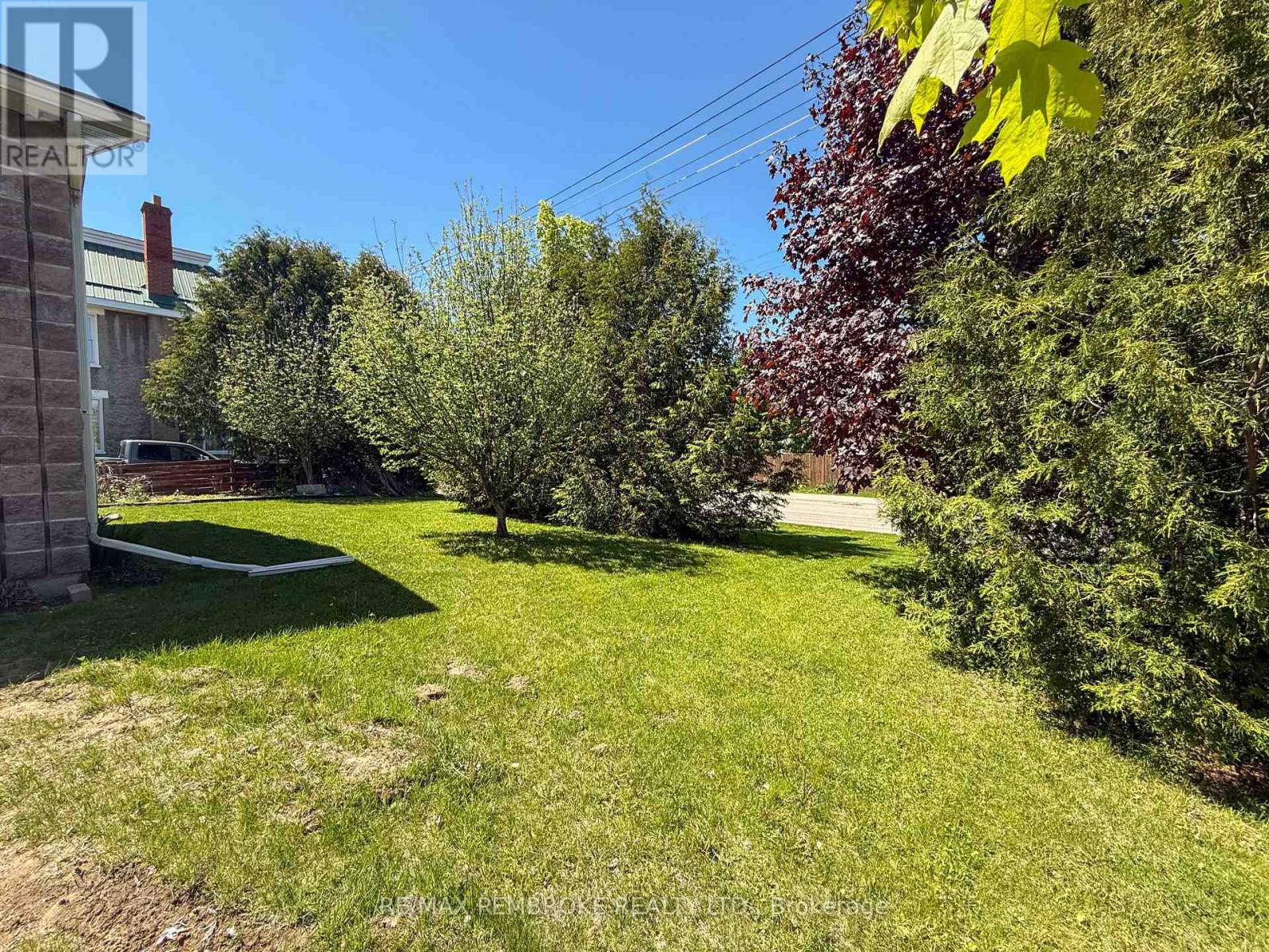460 Maple Avenue S, Pembroke, Ontario  K8A 1M7 - Photo 24 - X12175994
