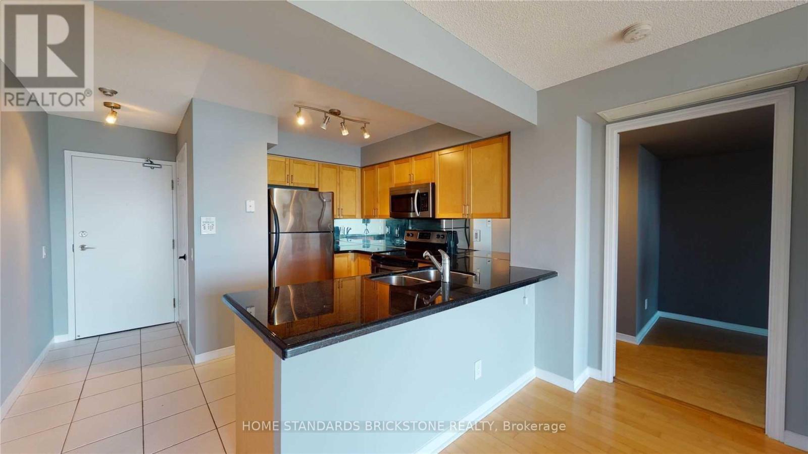 2301 - 28 Harrison Garden Boulevard, Toronto, Ontario  M2N 7B5 - Photo 3 - C12175831