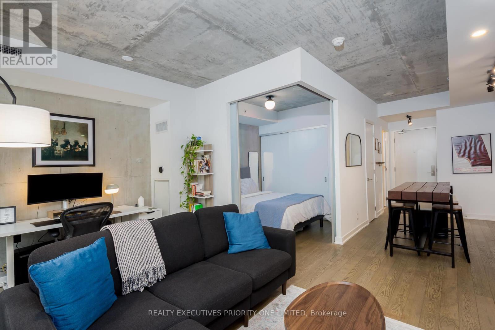 309 - 39 Brant Street, Toronto, Ontario  M5V 0M8 - Photo 11 - C12175849