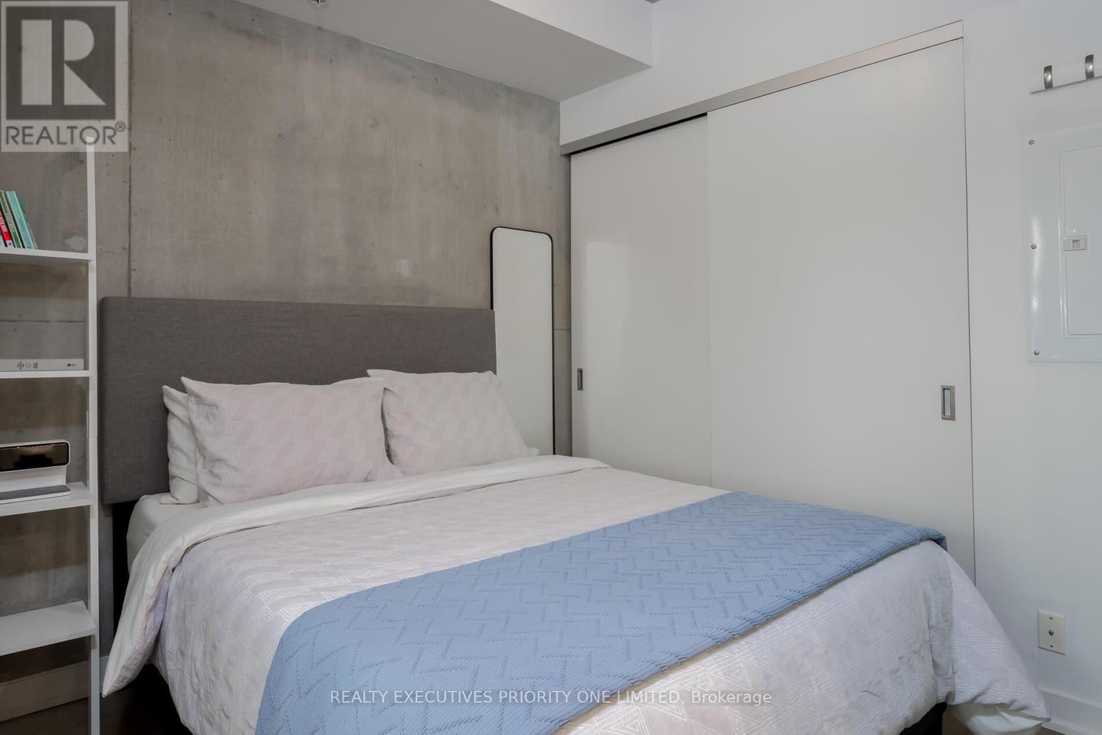 309 - 39 Brant Street, Toronto, Ontario  M5V 0M8 - Photo 14 - C12175849