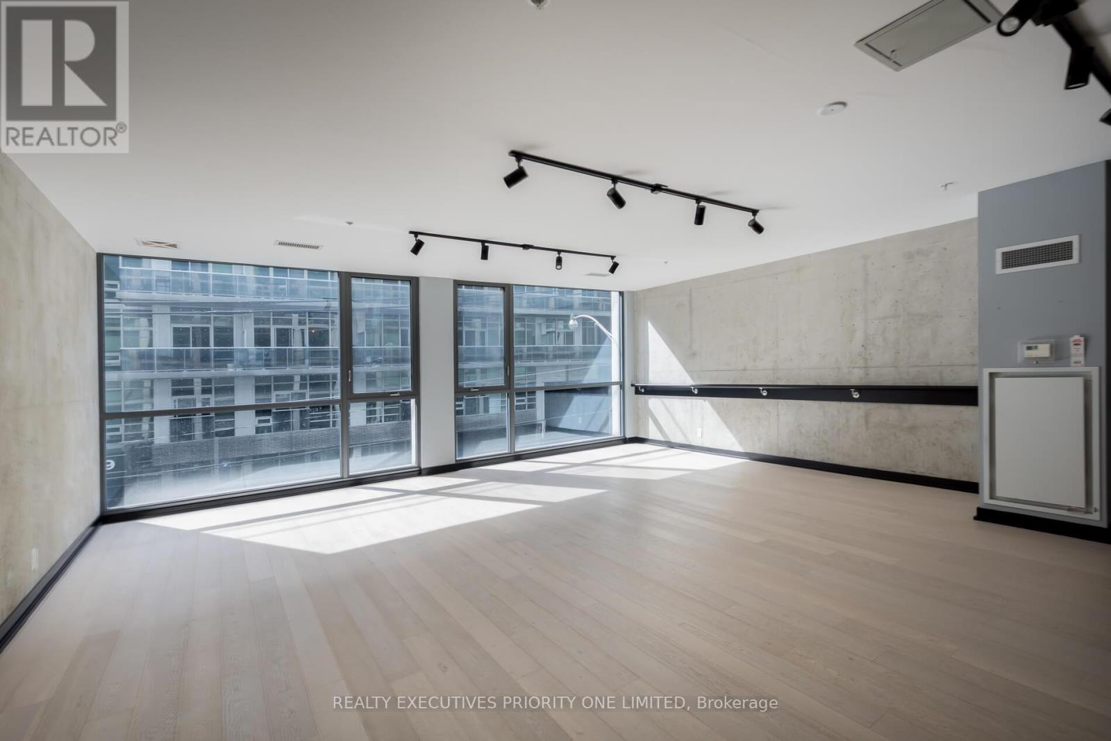 309 - 39 Brant Street, Toronto, Ontario  M5V 0M8 - Photo 22 - C12175849