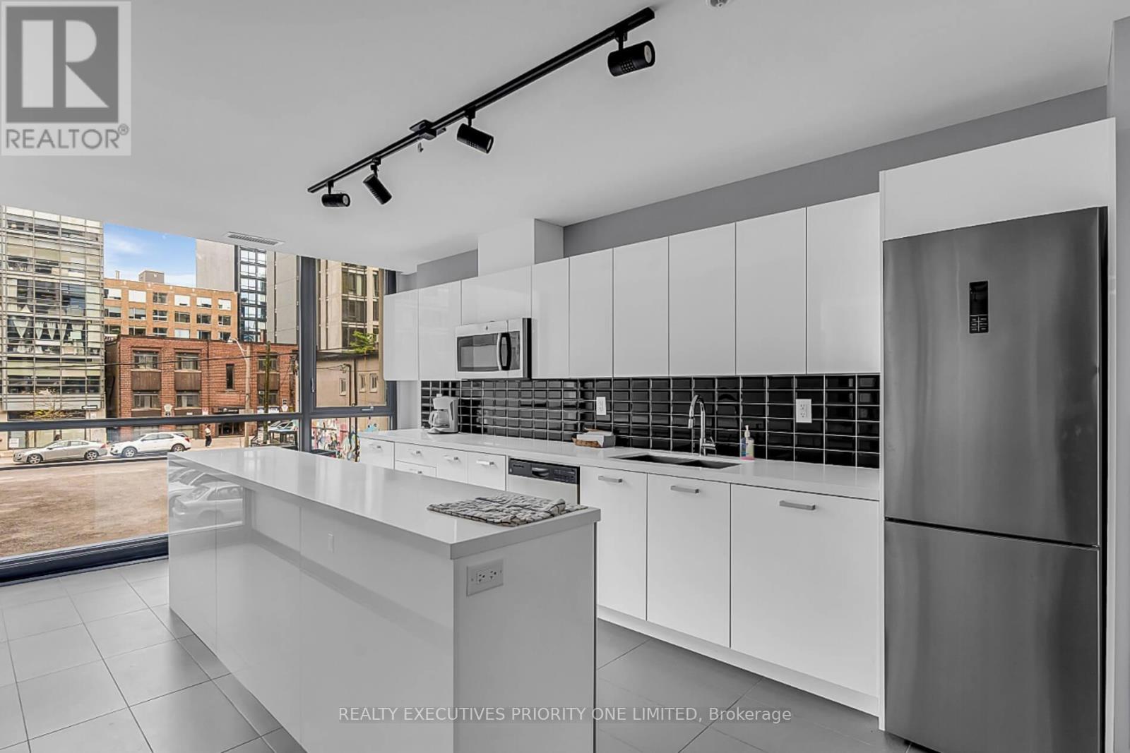 309 - 39 Brant Street, Toronto (Waterfront Communities), Ontario  M5V 0M8 - Photo 24 - C12175849