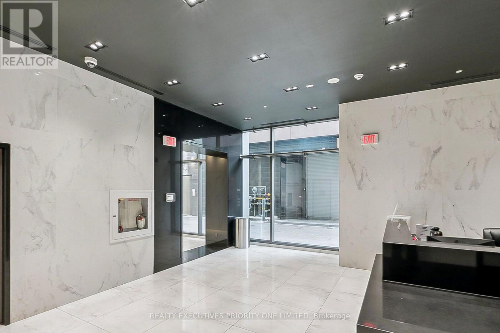 309 - 39 Brant Street, Toronto, Ontario  M5V 0M8 - Photo 4 - C12175849
