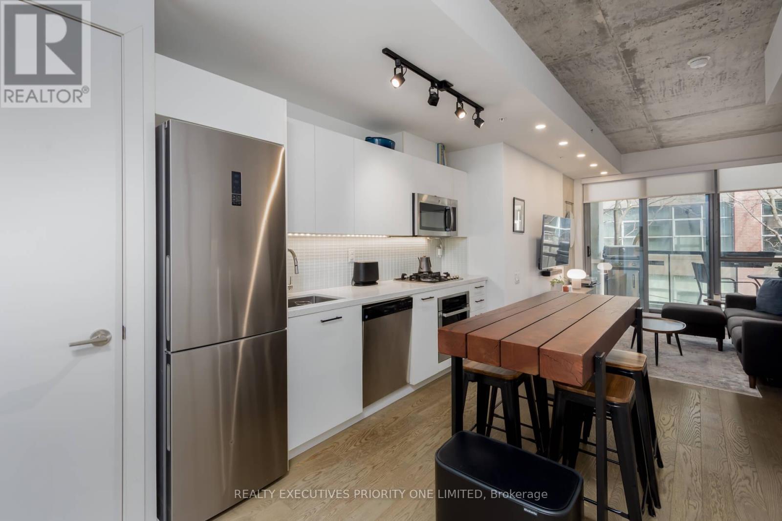 309 - 39 Brant Street, Toronto, Ontario  M5V 0M8 - Photo 8 - C12175849