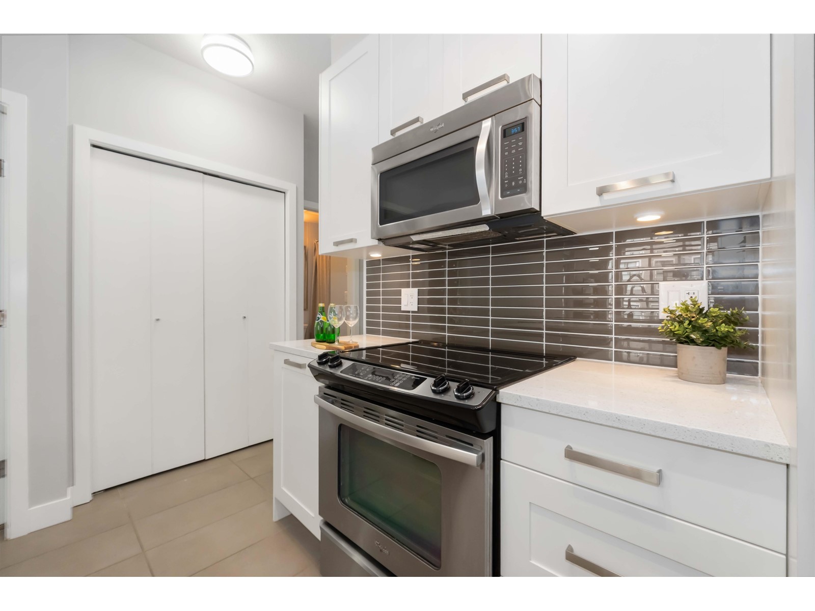 208 10455 154 Street, Surrey, British Columbia  V3R 0C5 - Photo 10 - R3007596