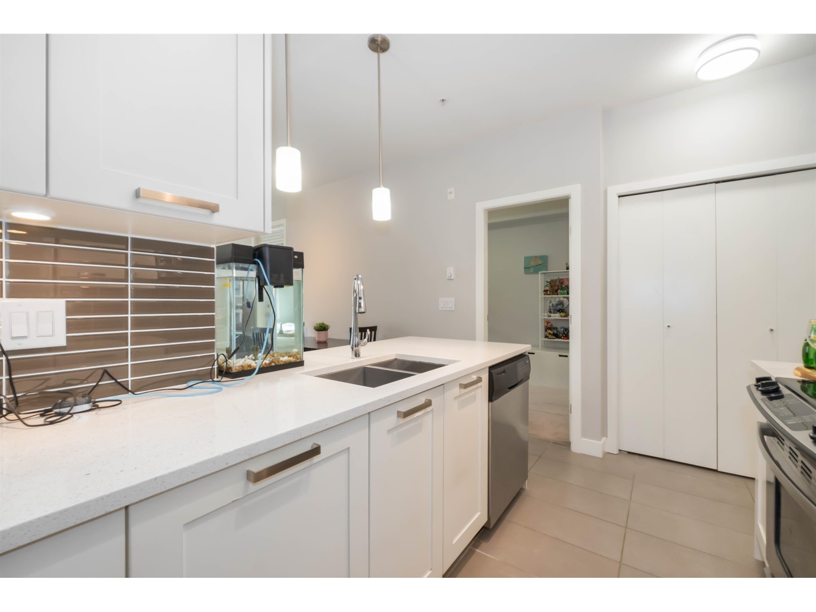 208 10455 154 Street, Surrey, British Columbia  V3R 0C5 - Photo 11 - R3007596